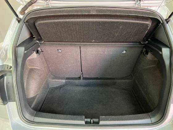 VOLKSWAGEN T-CROSS 1.0 200 TSI TOTAL FLEX AUTOMÁTICO